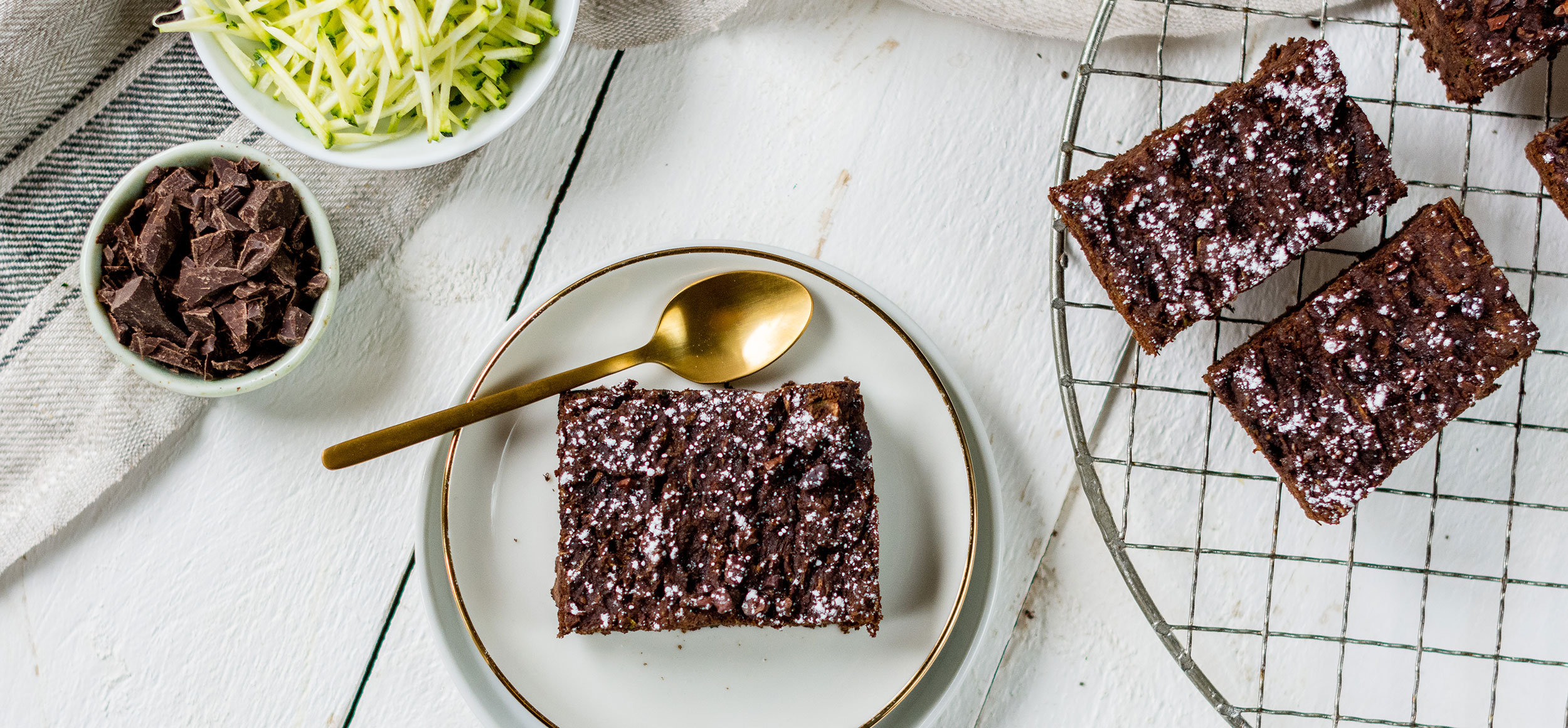 Low-carb chocolate brownies med zucchini